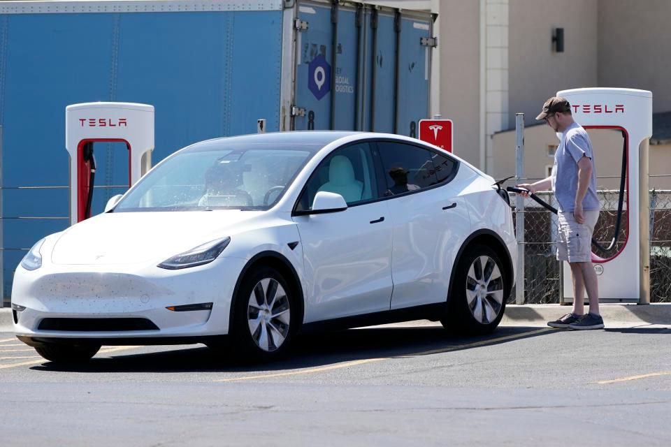 The U.S. is set to withdraw its support for electric vehicles.